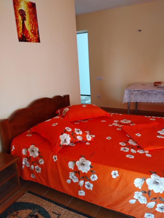 Hotel Casa Doina Douăzeci şi Trei August Exteriér fotografie