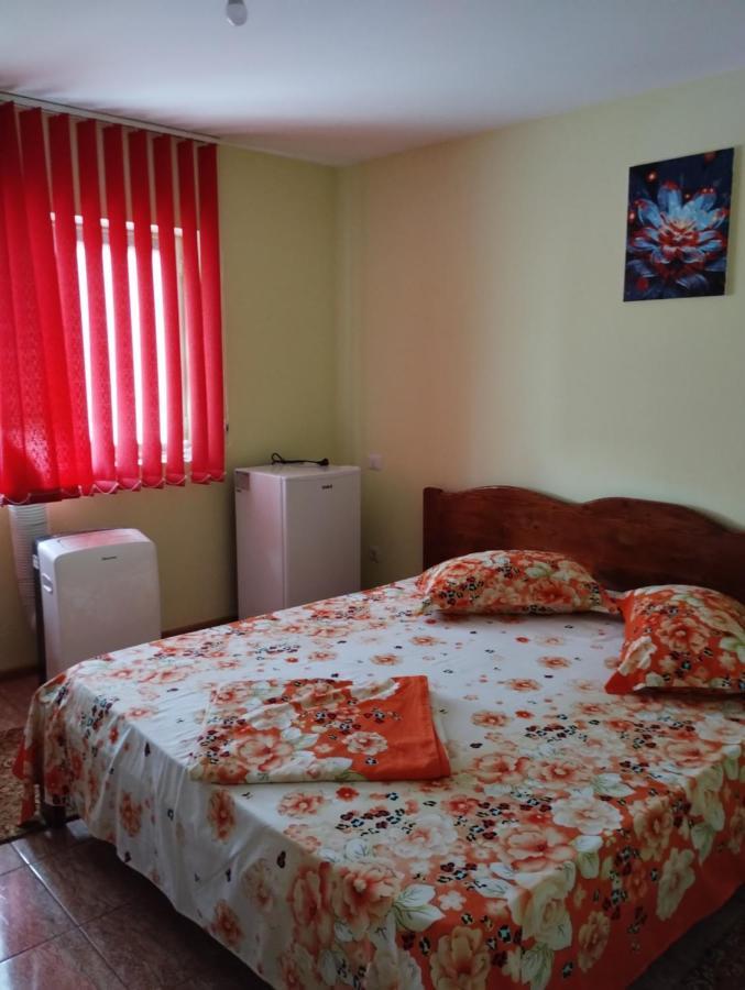 Hotel Casa Doina Douăzeci şi Trei August Exteriér fotografie